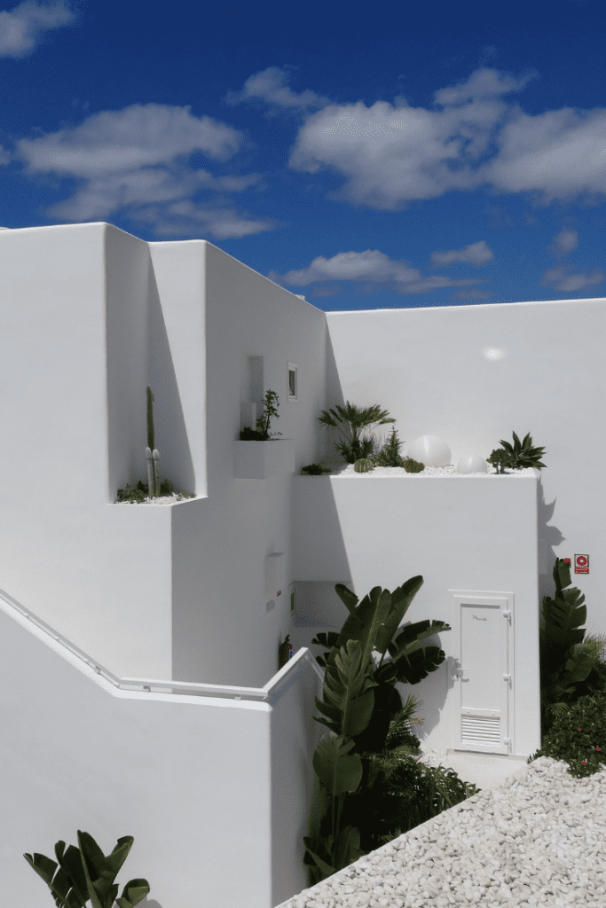 white washed houses lanzarote