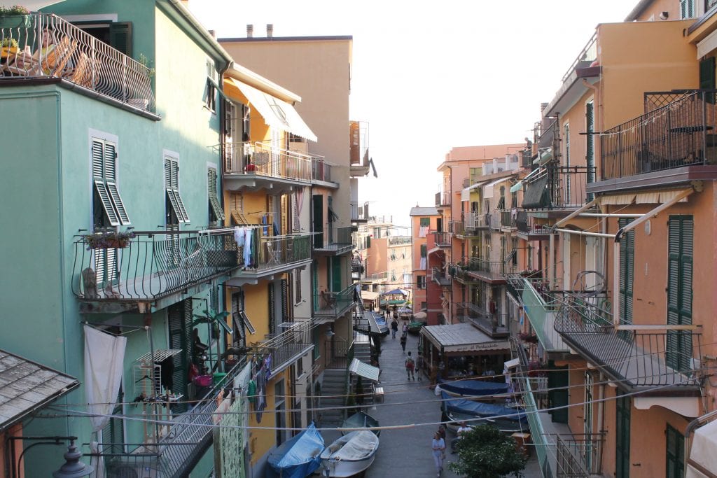 monterosso streets cinque terre